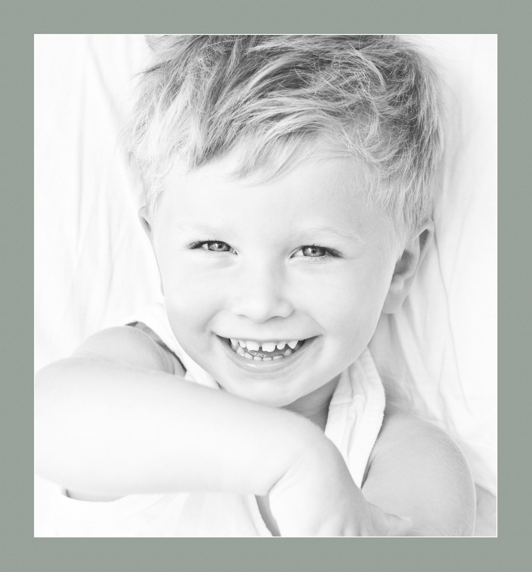 ArtToFrames Custom Green Silverpine Picture Photo Frame Mat Matting Board LG - Picture 137 of 157