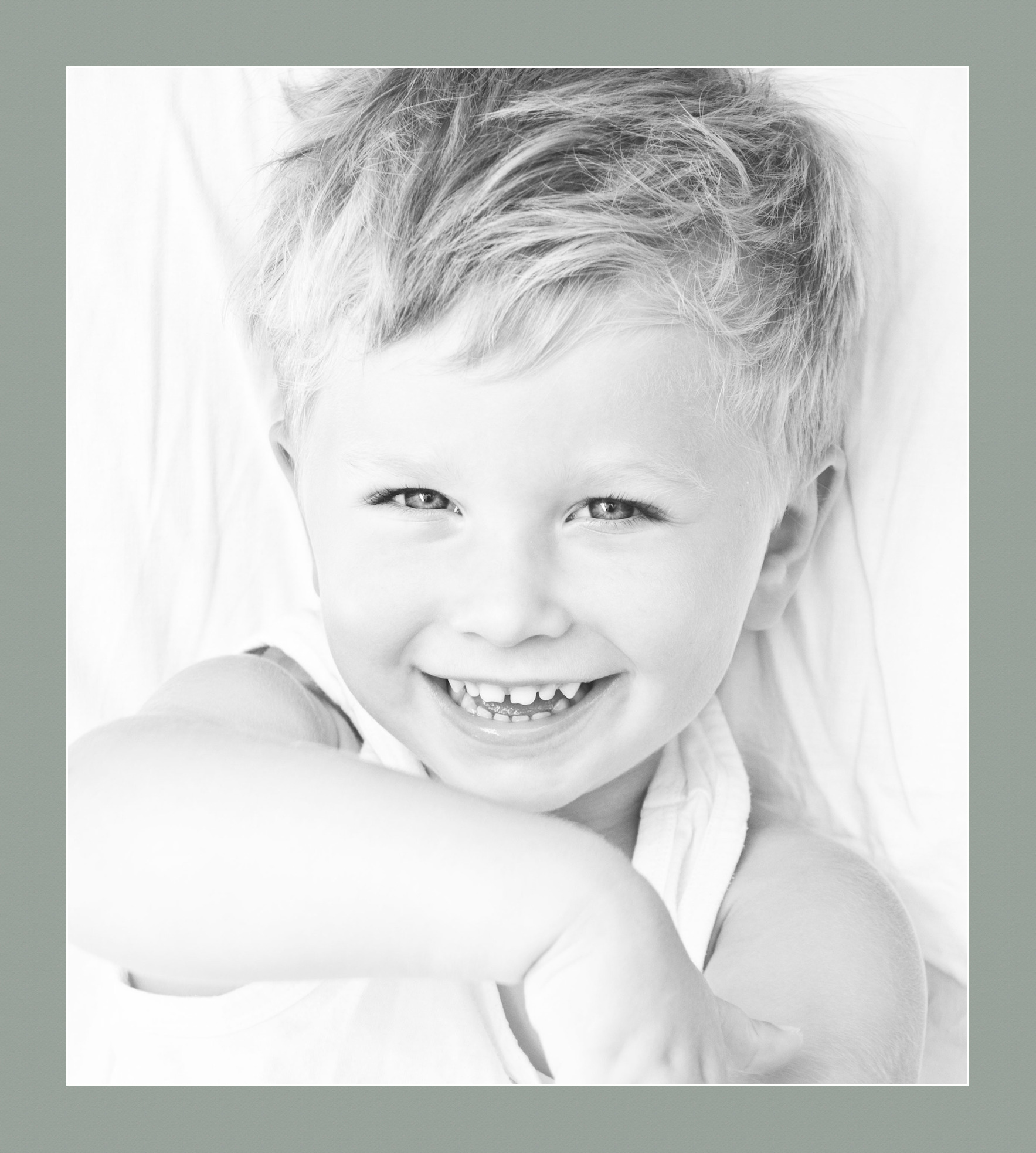 ArtToFrames Custom Green Silverpine Picture Photo Frame Mat Matting Board LG - Picture 138 of 157