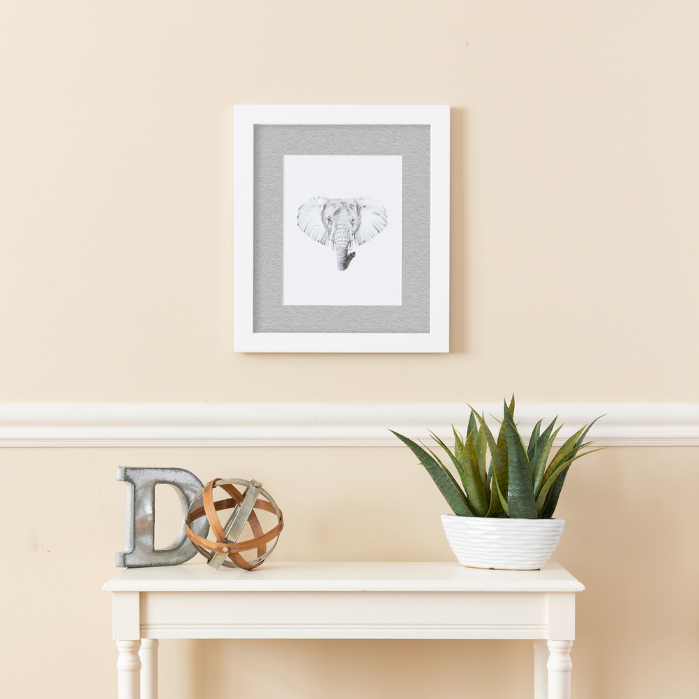 как выглядит ArtToFrames Matted 24x32 White Picture Frame with 2" Mat, 20x28 Opening 3966 фото