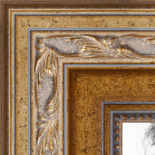 10x20 Traditional picture frame